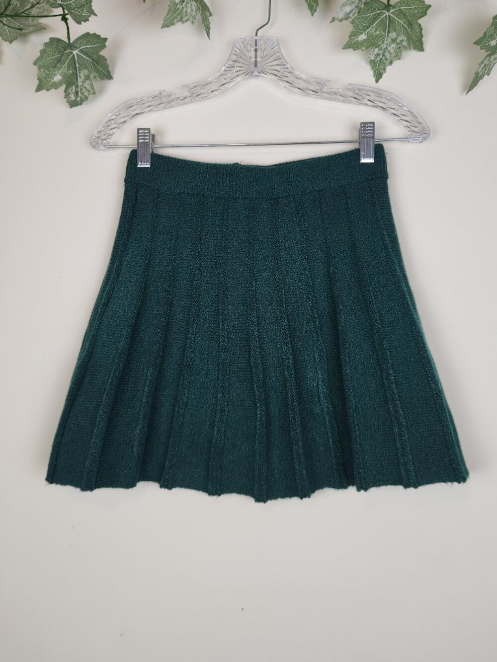 Abercrombie & Fitch Kids Girls Size 11/12 Green Sweater Pleated Skirt NWT